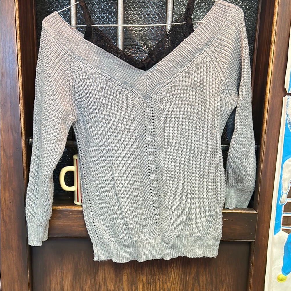 Chic Off-the-Shoulder Gray Sweater